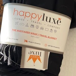 NWT Happy Luxe The Wayfarer Wrap/Travel Blanket 68” x 35” Black